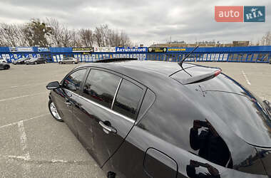 Хетчбек Geely Emgrand 7 (EC7) 2012 в 