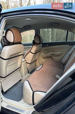 Седан Geely Emgrand 7 (EC7) 2012 в 