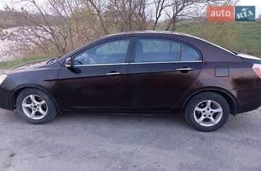 Седан Geely Emgrand 7 (EC7) 2012 в 