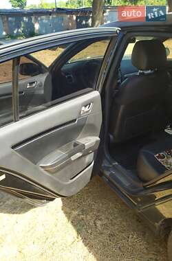 Хэтчбек Geely Emgrand 7 (EC7) 2013 в 