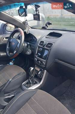 Седан Geely Emgrand 7 (EC7) 2013 в 