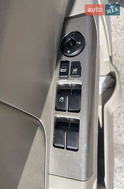 Седан Geely Emgrand 7 (EC7) 2012 в 