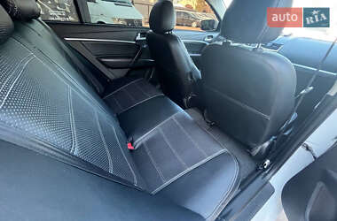 Седан Geely Emgrand 7 (EC7) 2017 в 