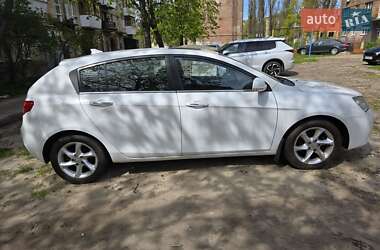 Хетчбек Geely Emgrand 7 (EC7) 2014 в 