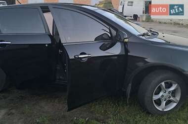 Хетчбек Geely Emgrand 7 (EC7) 2012 в 