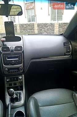 Седан Geely Emgrand 7 (EC7) 2014 в 