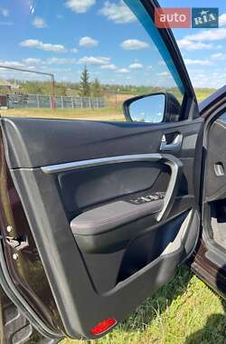 Седан Geely Emgrand 7 (EC7) 2017 в 