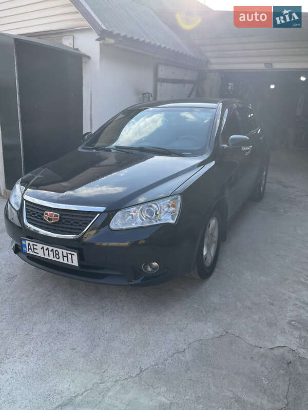 Хетчбек Geely Emgrand 7 (EC7) 2014 в Кривому Розі