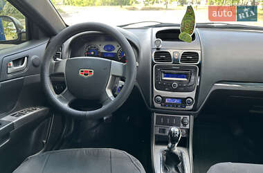 Седан Geely Emgrand 7 (EC7) 2013 в 