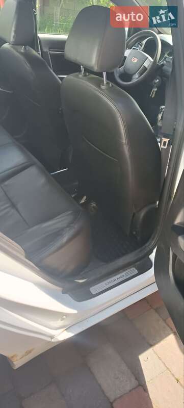 Седан Geely Emgrand 7 (EC7) 2014 в Рівному