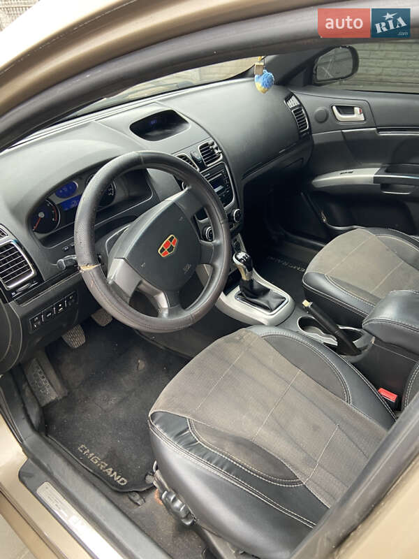 Седан Geely Emgrand 7 (EC7) 2012 в Кривому Розі