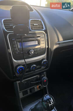 Седан Geely Emgrand 7 (EC7) 2012 в 