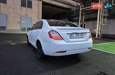 Седан Geely Emgrand 7 (EC7) 2013 в 