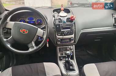 Хэтчбек Geely Emgrand 7 (EC7) 2012 в 