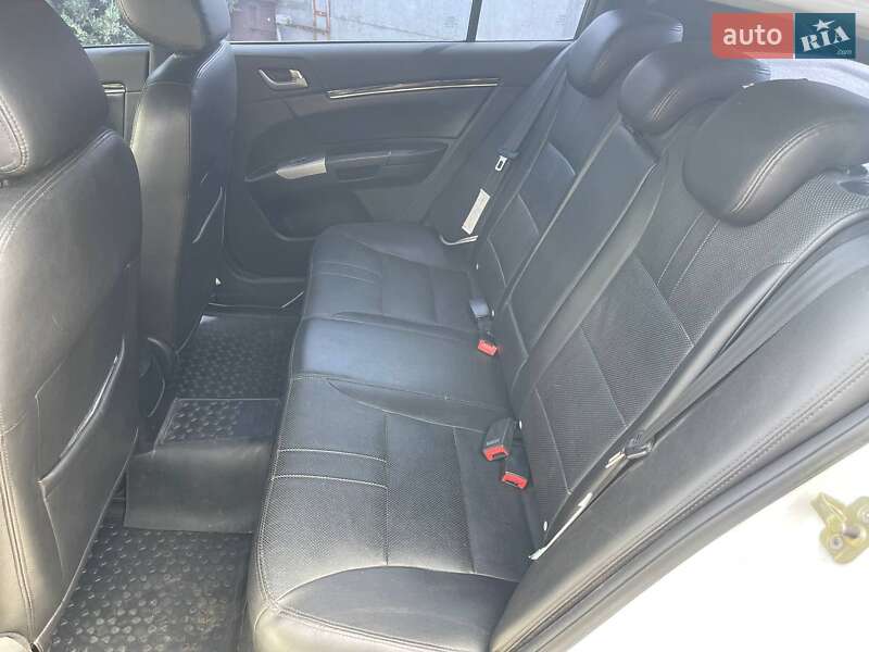 Хэтчбек Geely Emgrand 7 (EC7) 2013 в Днепре
