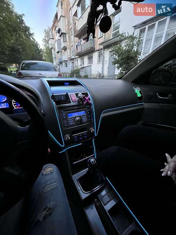 Седан Geely Emgrand 7 (EC7) 2012 в Львові