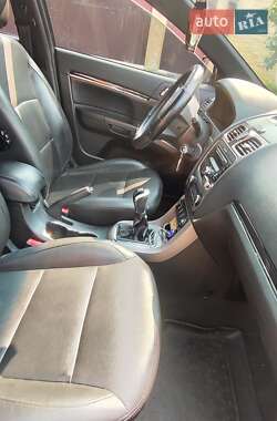 Седан Geely Emgrand 7 (EC7) 2013 в 