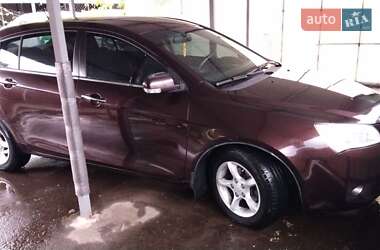 Хэтчбек Geely Emgrand 7 (EC7) 2014 в 