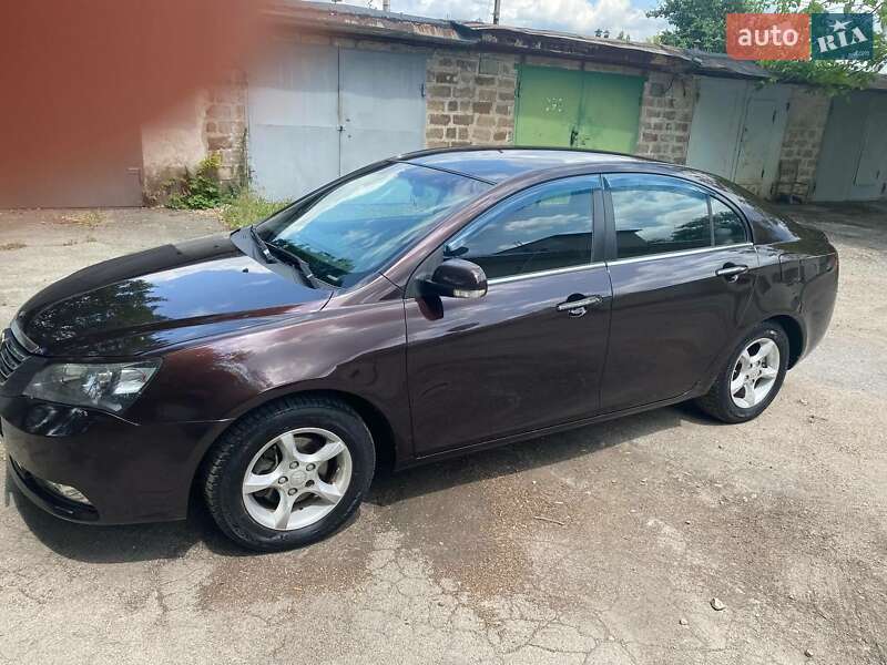 Седан Geely Emgrand 7 (EC7) 2014 в Днепре