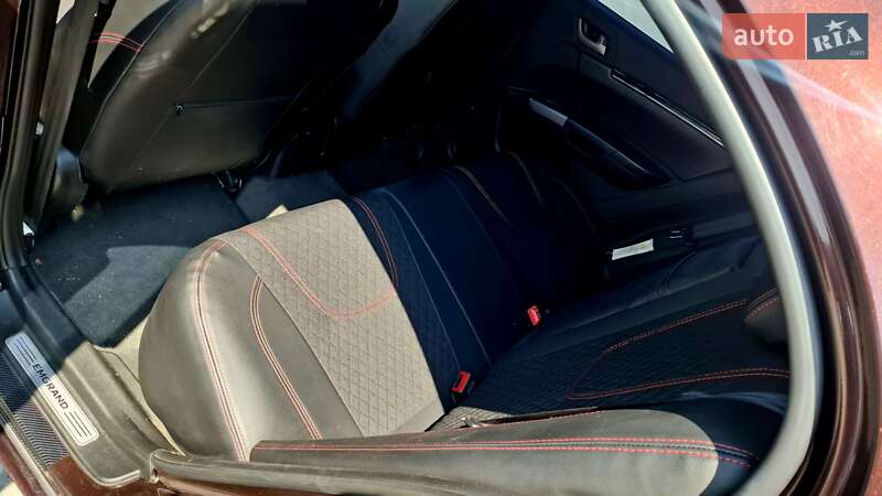 Седан Geely Emgrand 7 (EC7) 2012 в Києві