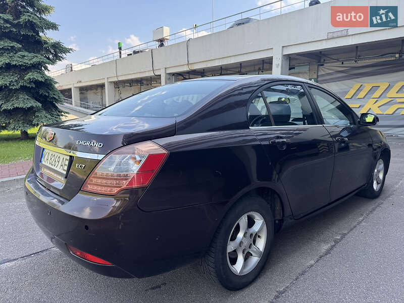 Седан Geely Emgrand 7 (EC7) 2012 в Киеве