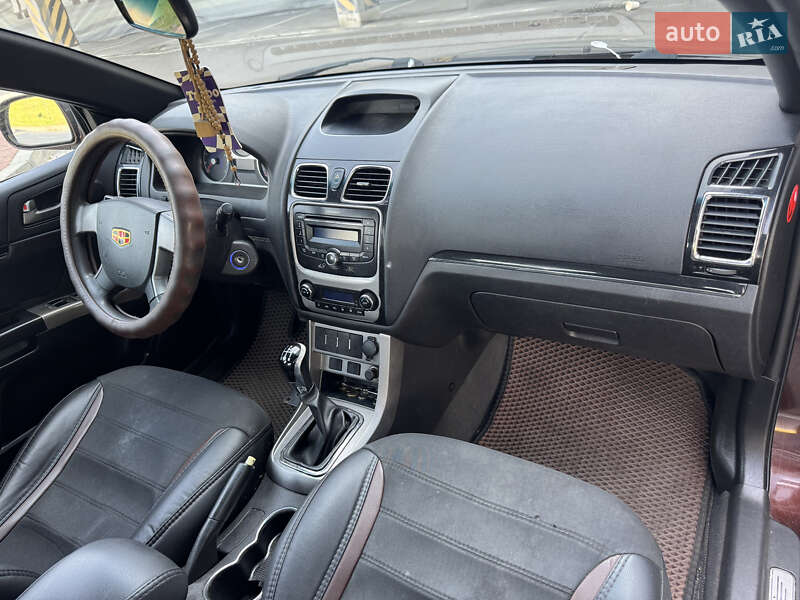 Седан Geely Emgrand 7 (EC7) 2012 в Киеве