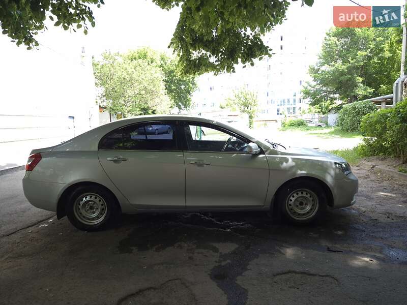 Седан Geely Emgrand 7 (EC7) 2013 в Харкові