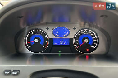Седан Geely Emgrand 7 (EC7) 2011 в 