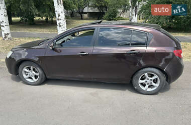 Хетчбек Geely Emgrand 7 (EC7) 2011 в 