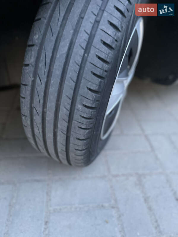Седан Geely Emgrand 7 (EC7) 2013 в Черкасах