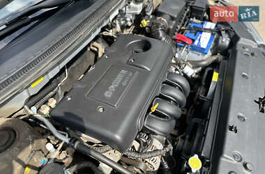 Седан Geely Emgrand 7 (EC7) 2013 в 