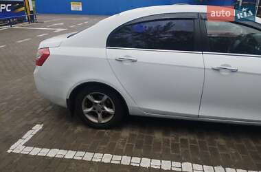 Седан Geely Emgrand 7 (EC7) 2013 в 