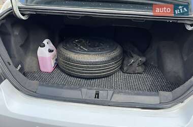 Седан Geely Emgrand 7 (EC7) 2013 в 