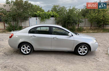 Седан Geely Emgrand 7 (EC7) 2011 в 