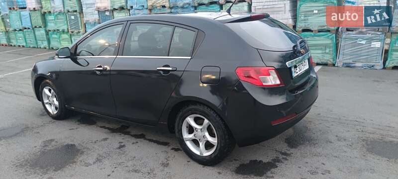 Хетчбек Geely Emgrand 7 (EC7) 2013 в Дніпрі