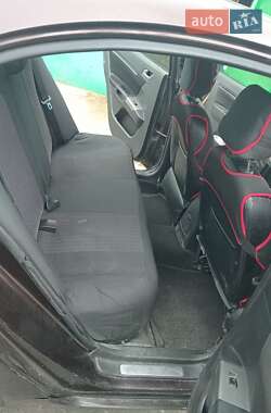 Седан Geely Emgrand 7 (EC7) 2013 в 