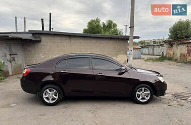 Седан Geely Emgrand 7 (EC7) 2011 в 