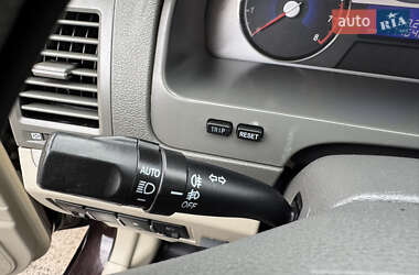 Седан Geely Emgrand 7 (EC7) 2011 в 