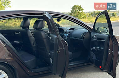 Хэтчбек Geely Emgrand 7 (EC7) 2013 в 