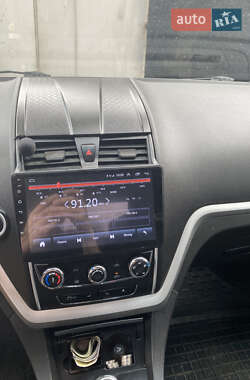 Седан Geely Emgrand 7 (EC7) 2017 в 