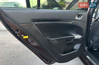 Хетчбек Geely Emgrand 7 (EC7) 2013 в 