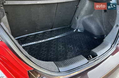 Хетчбек Geely Emgrand 7 (EC7) 2013 в 