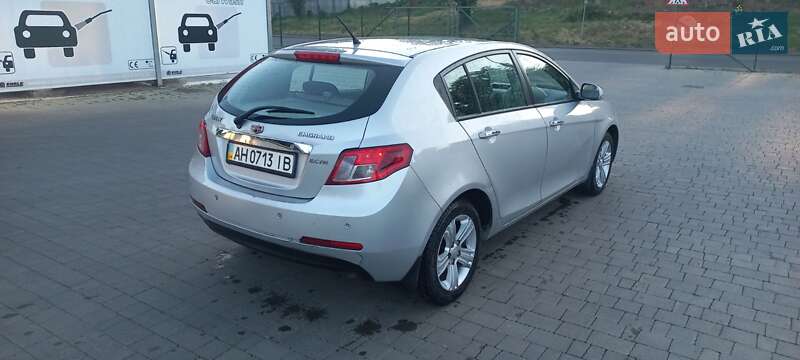 Хэтчбек Geely Emgrand 7 (EC7) 2012 в Ужгороде
