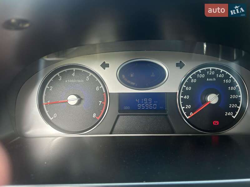 Хэтчбек Geely Emgrand 7 (EC7) 2013 в Тульчине