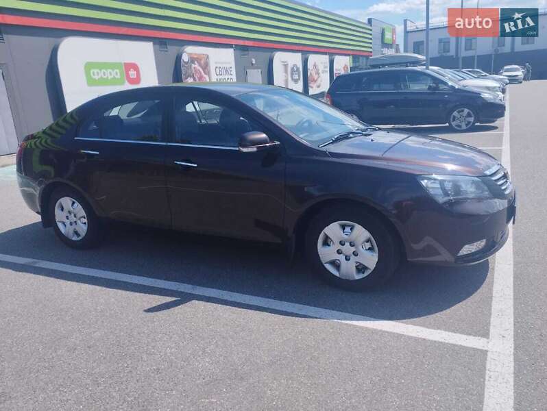 Седан Geely Emgrand 7 (EC7) 2013 в 