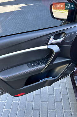 Седан Geely Emgrand 7 (EC7) 2016 в 