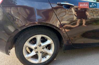 Хетчбек Geely Emgrand 7 (EC7) 2013 в 