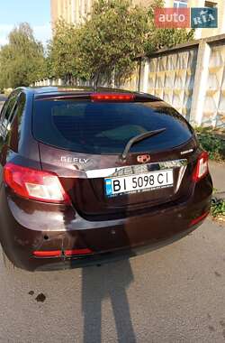 Хетчбек Geely Emgrand 7 (EC7) 2013 в 
