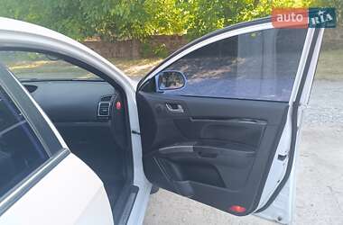 Седан Geely Emgrand 7 (EC7) 2013 в 
