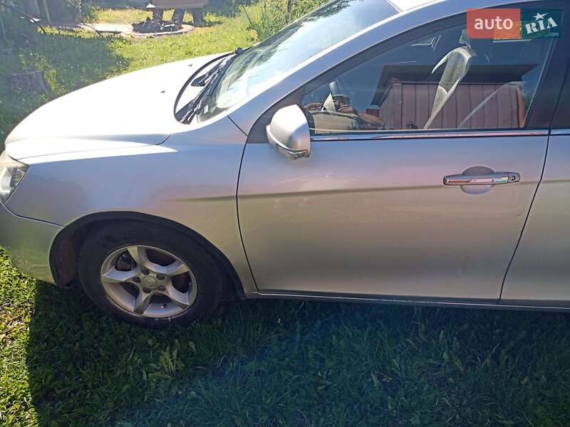 Седан Geely Emgrand 7 (EC7) 2014 в Чернігові